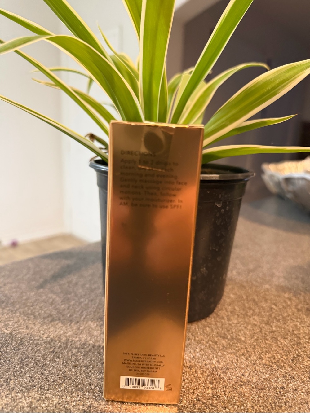 Nakery Collagen Defense Vitamin C Serum – Gold - Picture 3 of 3